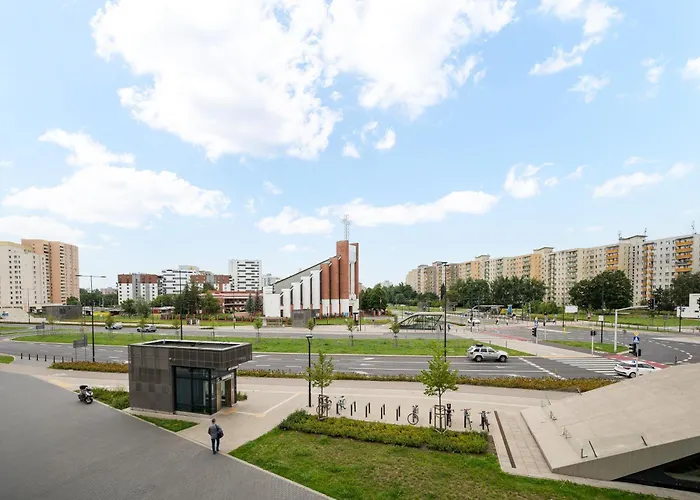 公寓 Metro Kondratowicza Spacious By Bookinghost 华沙