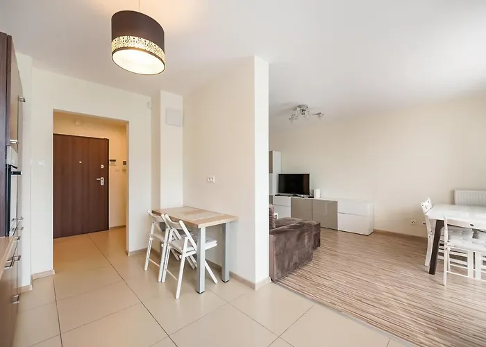 Апартаменты Metro Kondratowicza Spacious By Bookinghost Варшава