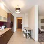 Metro Kondratowicza Spacious By Bookinghost Apartamento *