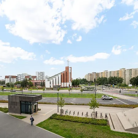 Apartamento Metro Kondratowicza Spacious By Bookinghost Varsovia